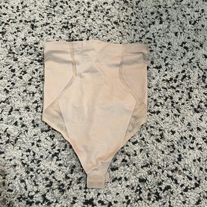 Spanx shapewear sculpting underwear